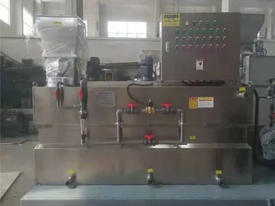 三相体加药装置